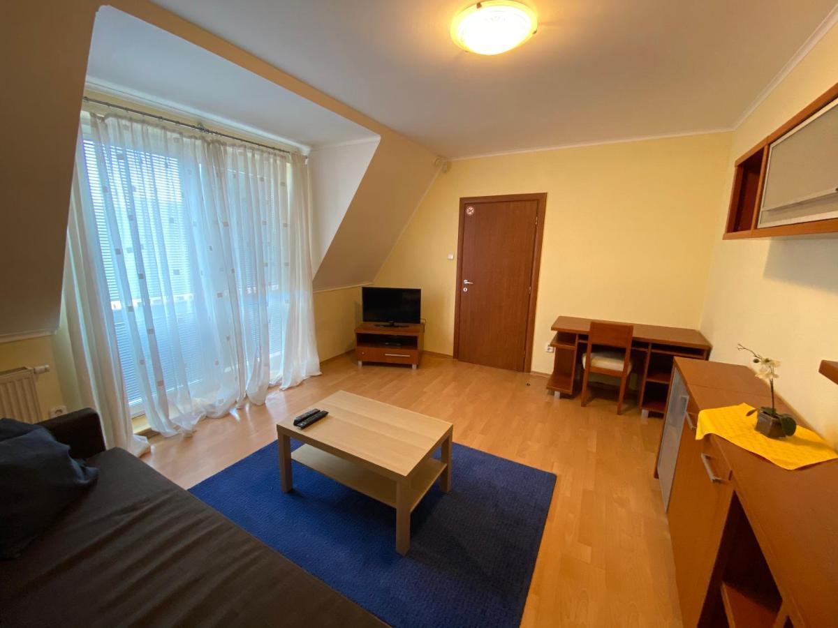 Penzion Le Monde Hotell Bardejov Eksteriør bilde