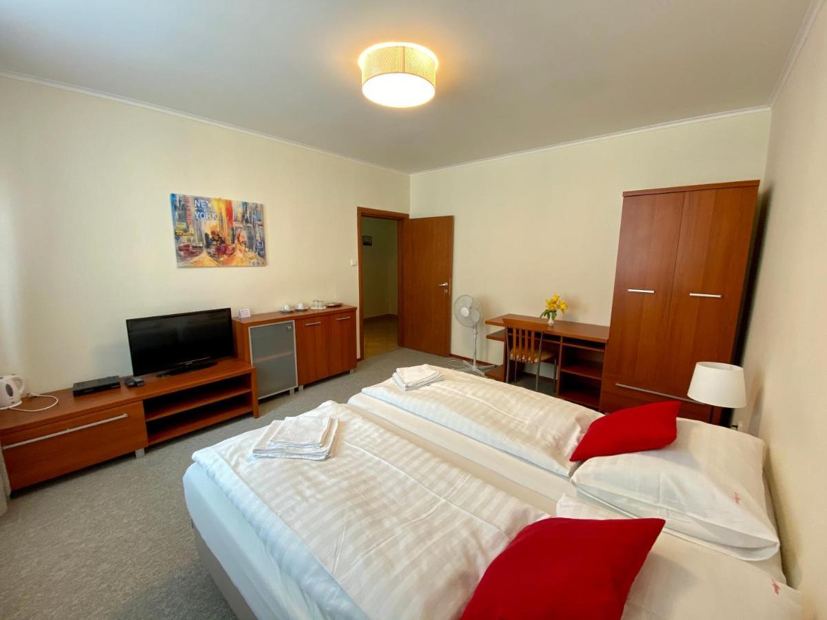 Penzion Le Monde Hotell Bardejov Eksteriør bilde