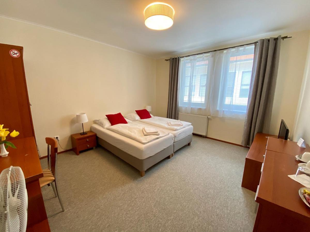 Penzion Le Monde Hotell Bardejov Eksteriør bilde